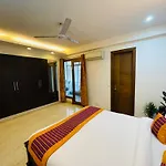Fortune Home Service Apartment 4Bhk,J191 Saket