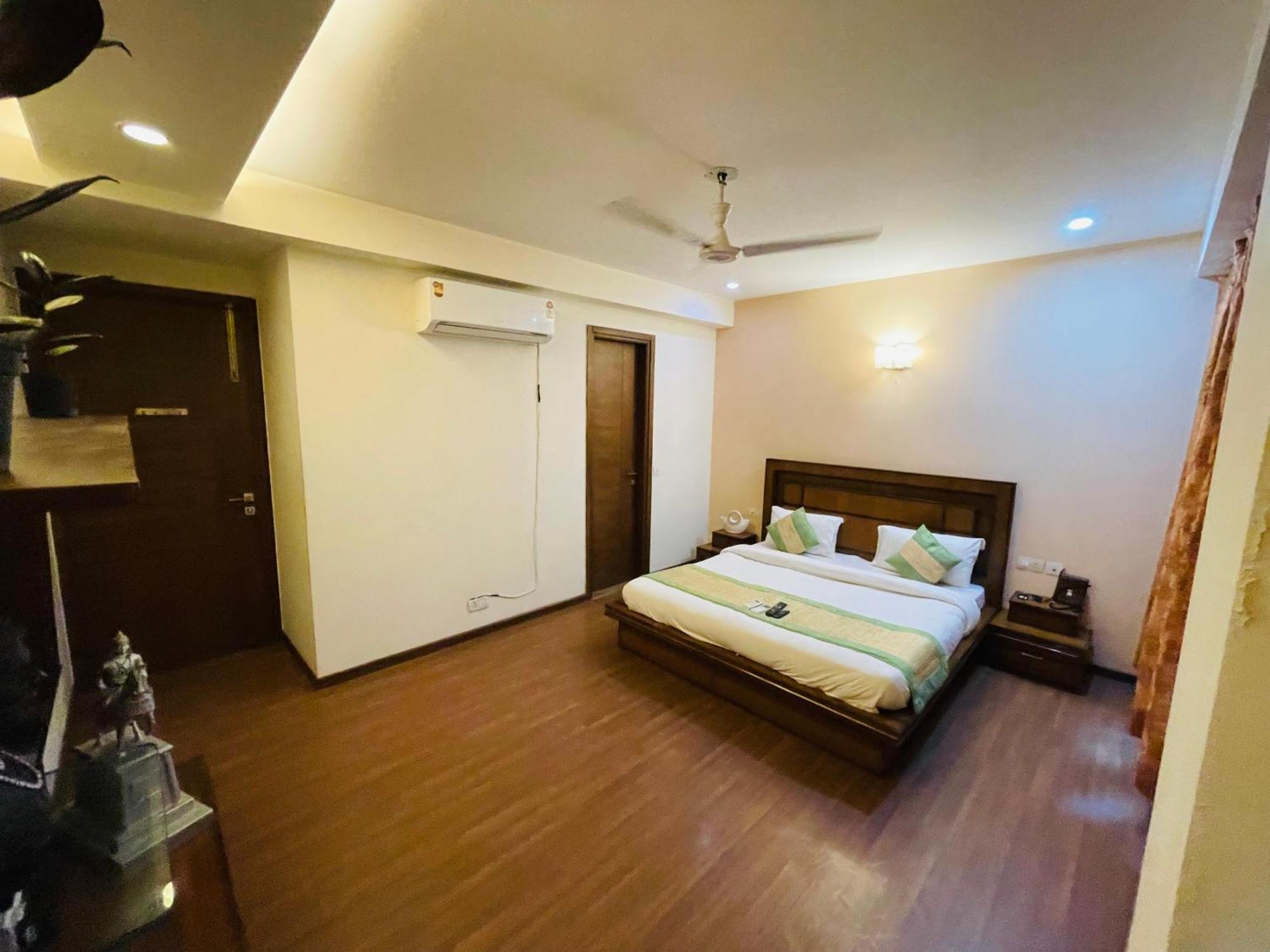 Fortune Service 4bhk,j191 Saket New Delhi