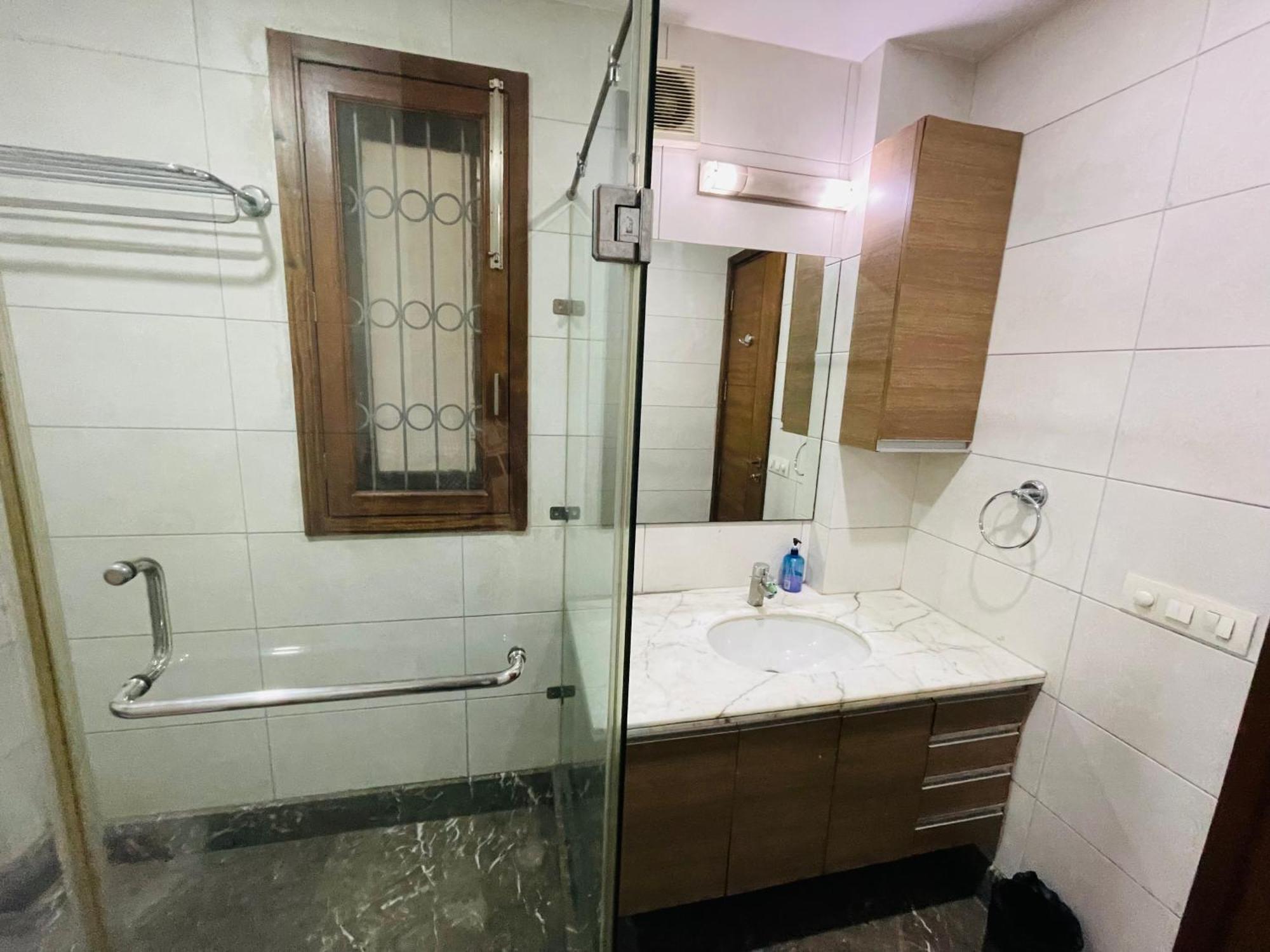 Fortune Service 4bhk,j191 Saket