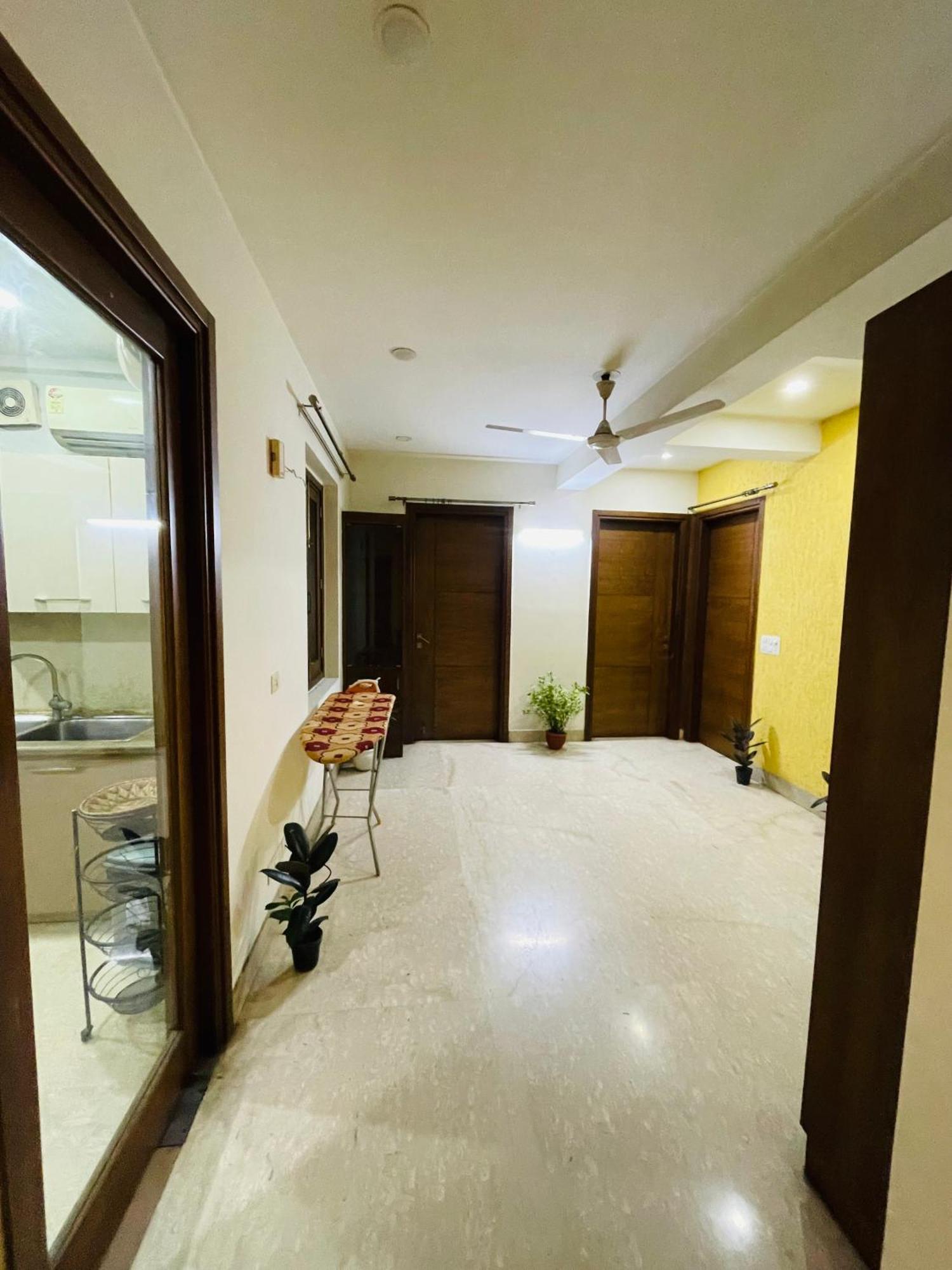 Fortune Service 4bhk,j191 Saket