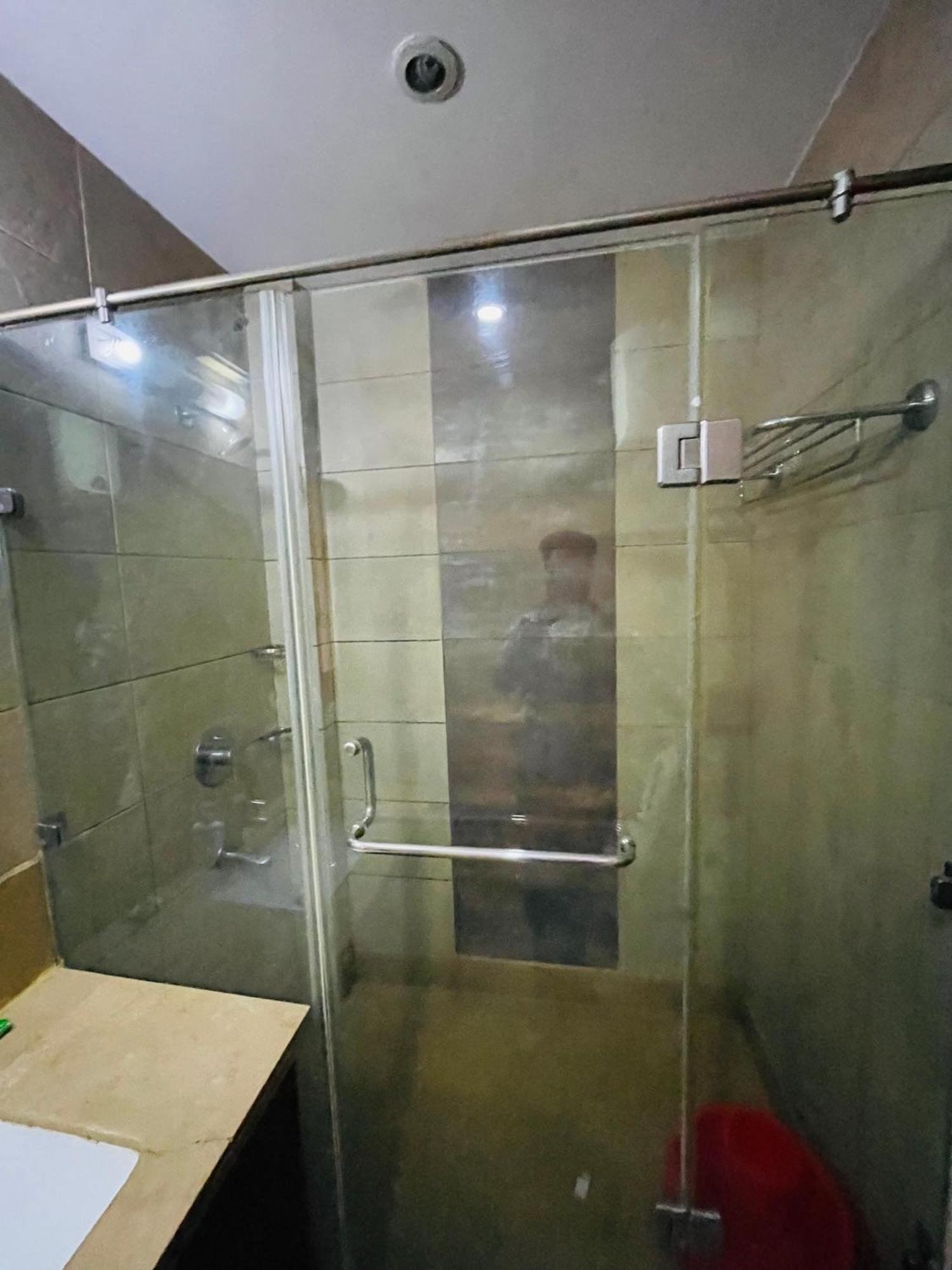 Fortune Service 4bhk,j191 Saket Apartment