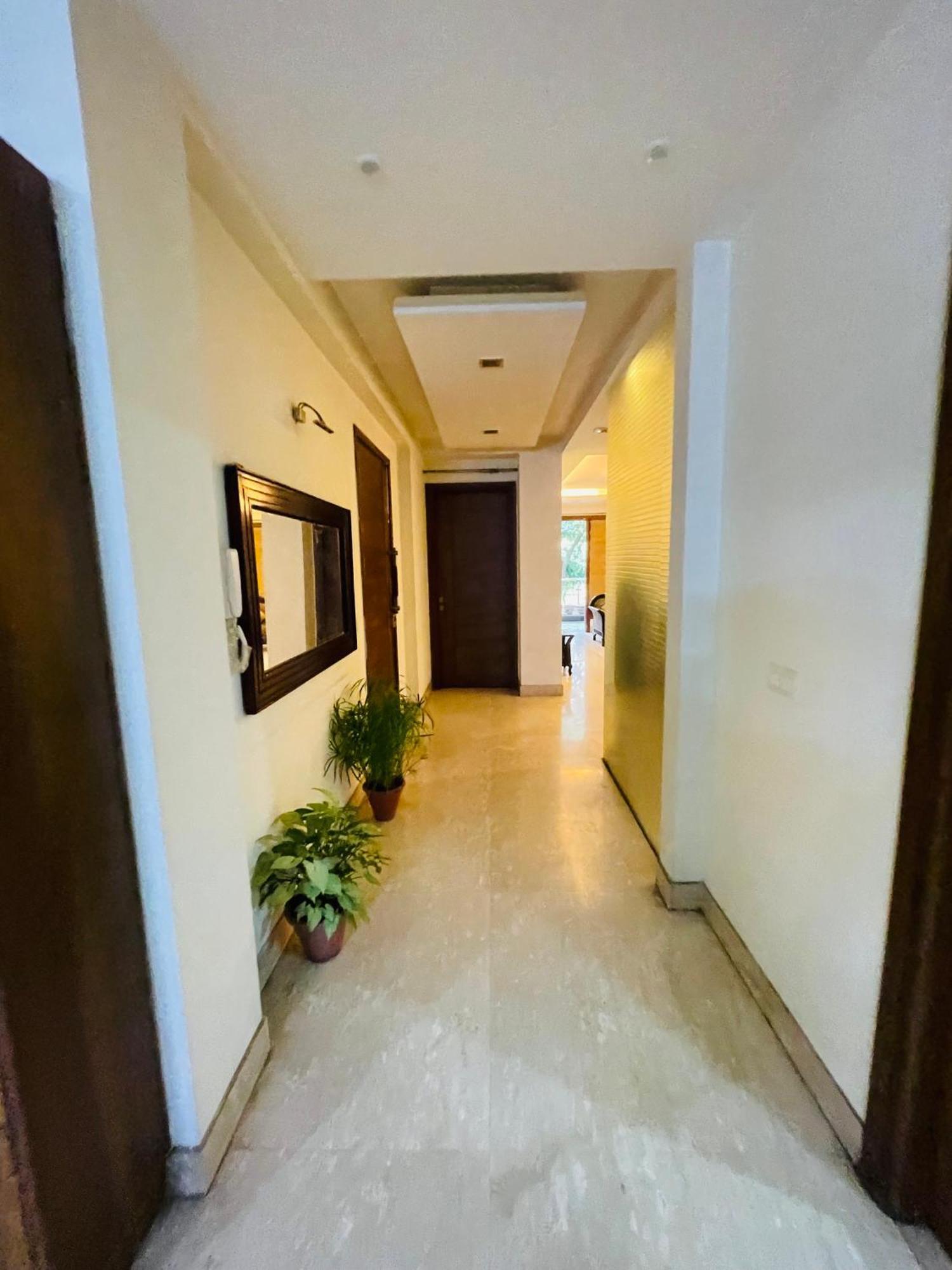 Apartment Fortune Service 4bhk,j191 Saket New Delhi